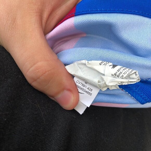 Nike Barcelona Soccer Jersey Medium - Picture 3 of 6